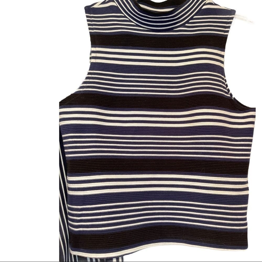 H&M 2 piece outfit. Shirt and skirt navy blue and white - Picture 4 of 16